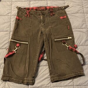 Vintage Tripp Black and pink plaid capris